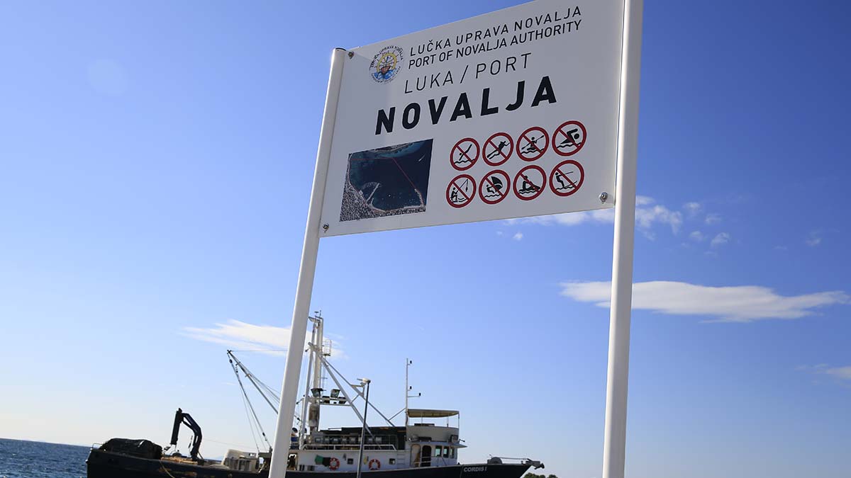 Novalja est l’un des principaux ports de l’île de Pag. C’est ici qu’est amarré le bateau d’Ivo.