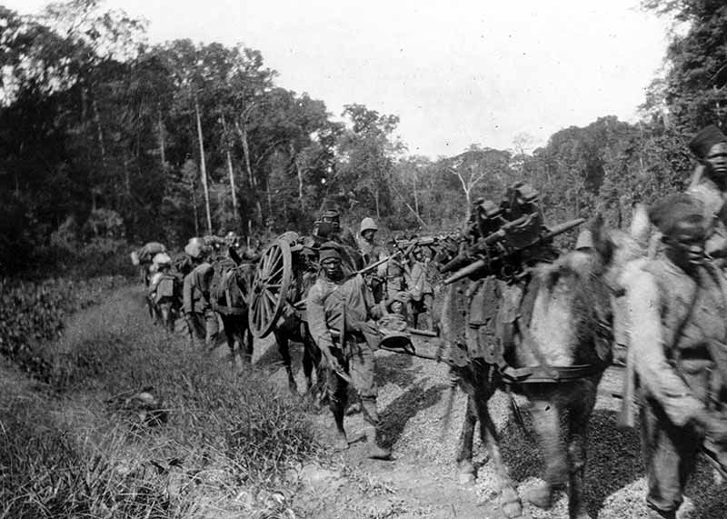 Tirailleurs sénégalais au cours de la campagne du Cameroun  de 1914-1916. ©Getty Images/Popperfoto