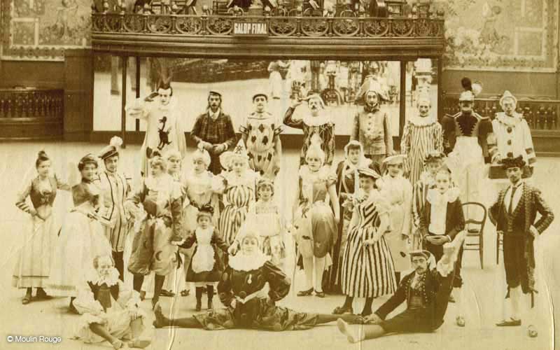 Bal d’ouverture du Moulin Rouge en 1889